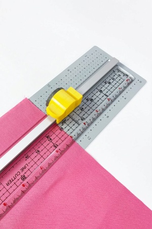 Резак для ткани и бумаги  AU-311S