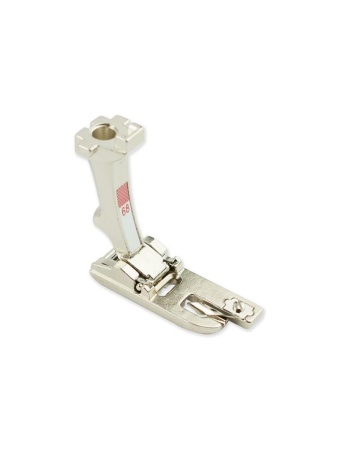 Лапка для шв. маш. №68 подрубатель (2 мм) для волнистой линии Лапка для шв. маш. №68 подрубатель (2 мм) для волнистой линии