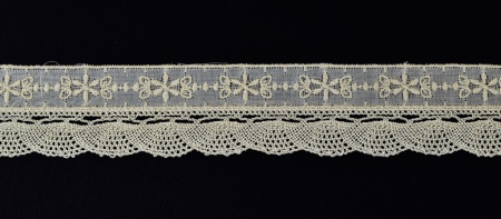 Тесьма кружевная, цвет светло-коричневый, 34 мм Тесьма кружевная, цвет светло-коричневый, 34 мм